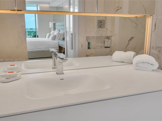 Apartment for rent  Unit #1007 - photo 7503004