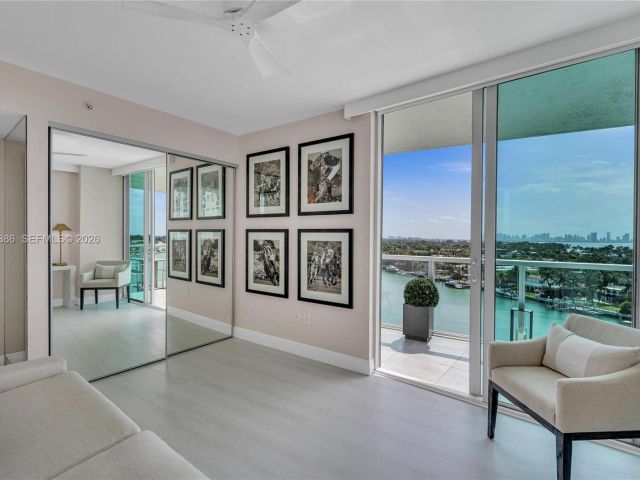 Apartment for rent  Unit #1007 - photo 7503005