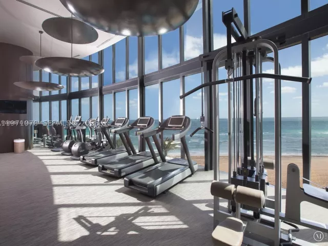 3-bedroom condo for sale in Sunny Isles Beach - 18555 Collins Ave 5003 - MondialRealty