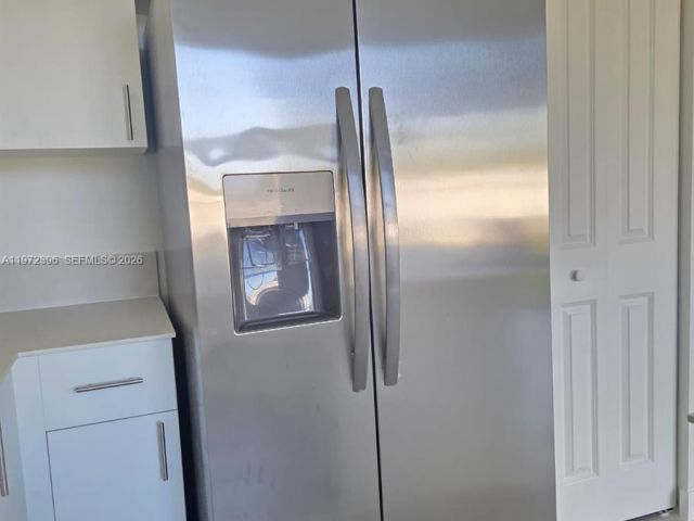 Home for rent at 2741 SE 24TH COURT - photo 7492895