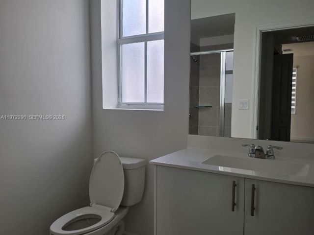 Home for rent at 2741 SE 24TH COURT - photo 7492901