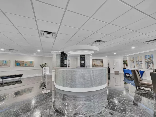 3-bedroom condo for sale in Fort Lauderdale - 3700 Galt Ocean Drive 1215 - MondialRealty