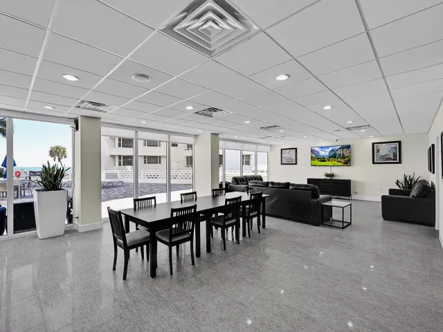 3-bedroom condo for sale in Fort Lauderdale - 3700 Galt Ocean Drive 1215 - MondialRealty