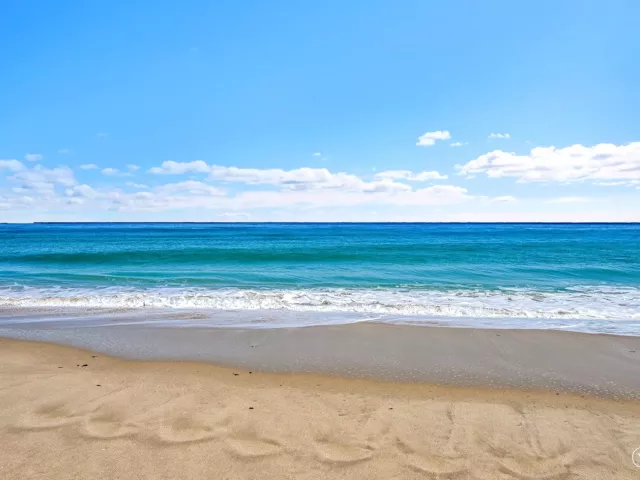 3-bedroom condo for sale in Fort Lauderdale - 3700 Galt Ocean Drive 1215 - MondialRealty