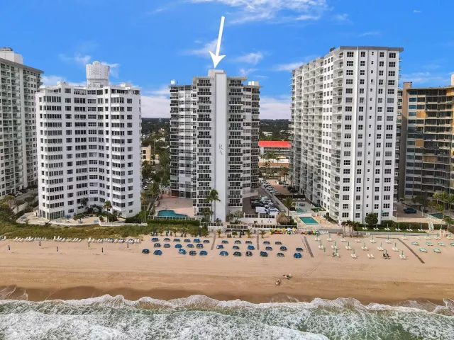 3-bedroom condo for sale in Fort Lauderdale - 3700 Galt Ocean Drive 1215 - MondialRealty