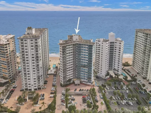 3-bedroom condo for sale in Fort Lauderdale - 3700 Galt Ocean Drive 1215 - MondialRealty