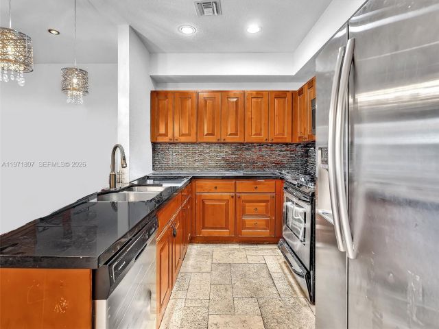 Home for sale at 21 SE 3rd Ave - photo 7462356