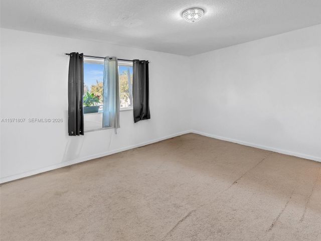 Home for sale at 21 SE 3rd Ave - photo 7462358