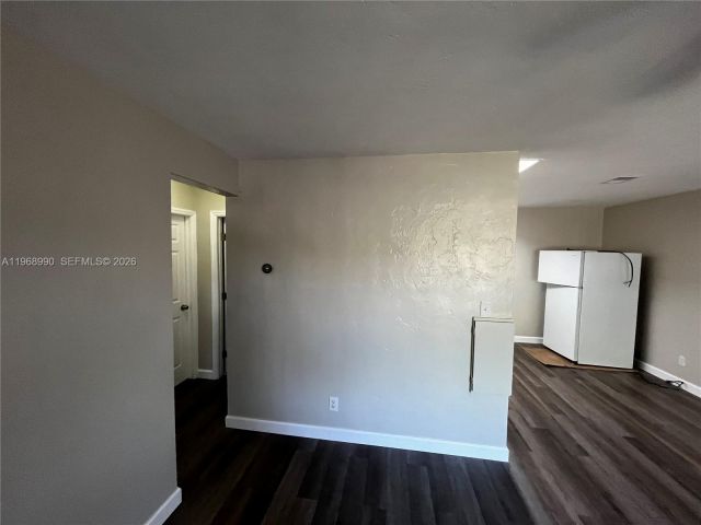 3-bedroom home for rent in West Palm Beach - 816 Beech Rd - MondialRealty