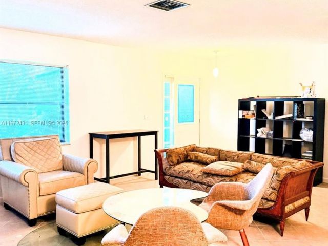 Home for rent at 766 NW 24th Ave - photo 7476261