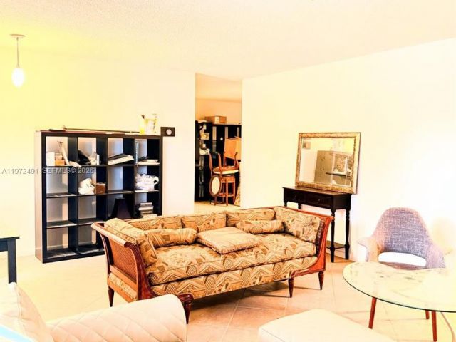 Home for rent at 766 NW 24th Ave - photo 7476264