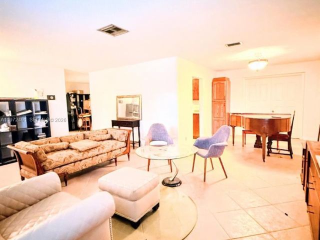 Home for rent at 766 NW 24th Ave - photo 7476266