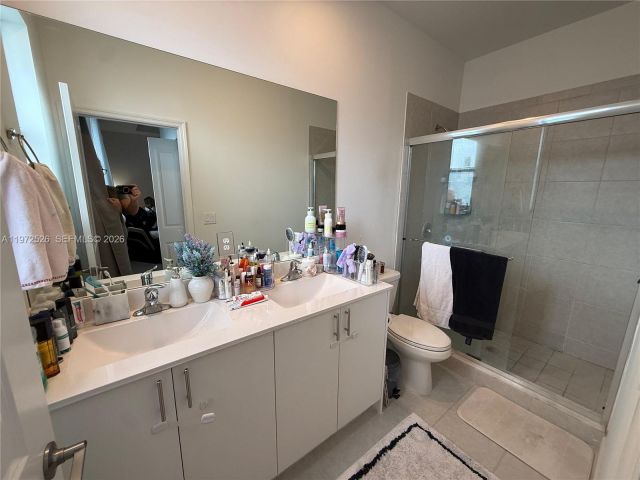 Home for rent at 20378 NW 6th Ave 20378 - photo 7480380