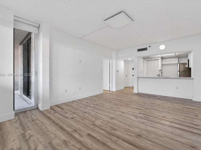 Apartment for sale  Unit #414 - photo 7469737