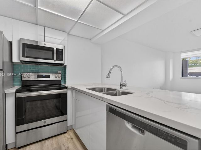 Apartment for sale  Unit #414 - photo 7469739