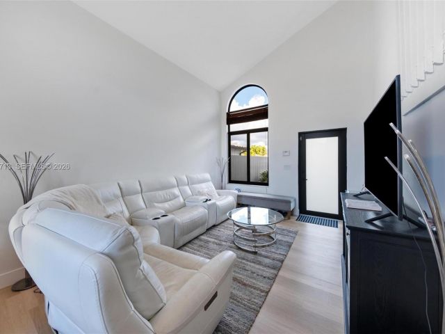 Home for sale at 1140 SW 85th Ct - photo 7524558