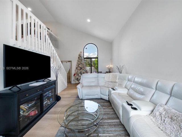 Home for sale at 1140 SW 85th Ct - photo 7524562