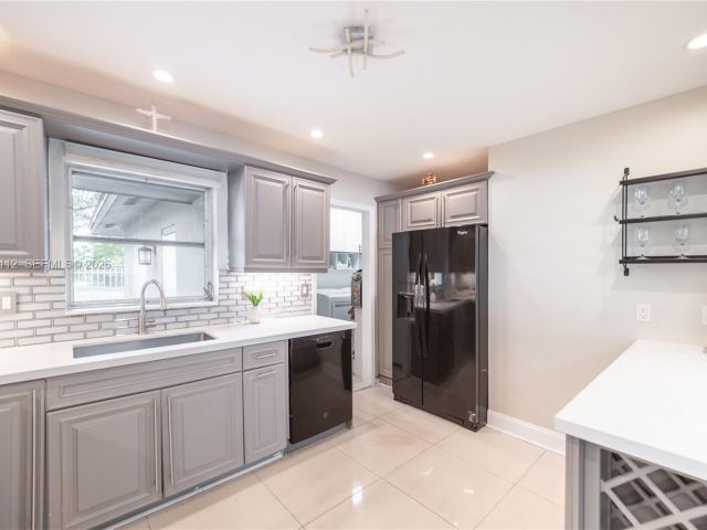 Home for sale at 2121 NE 62nd St - photo 7482371