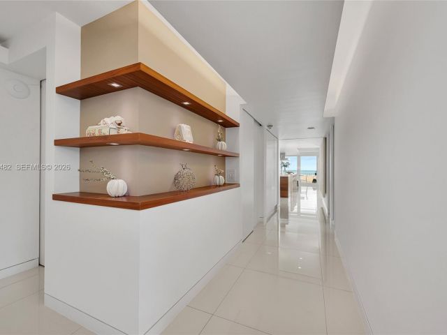 Apartment for sale  Unit #401 - photo 7491113