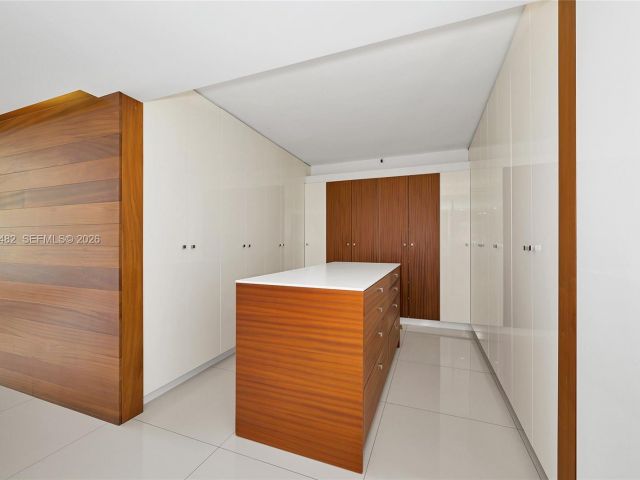 Apartment for sale  Unit #401 - photo 7491120