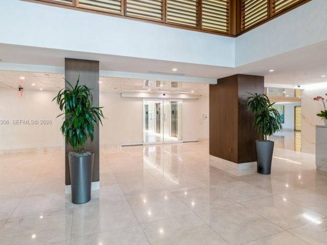 Apartment for rent  Unit #504 - photo 7469750