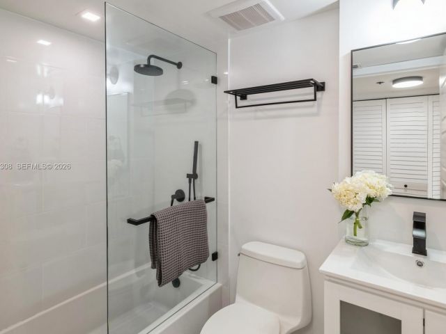 Apartment for rent  Unit #504 - photo 7469766