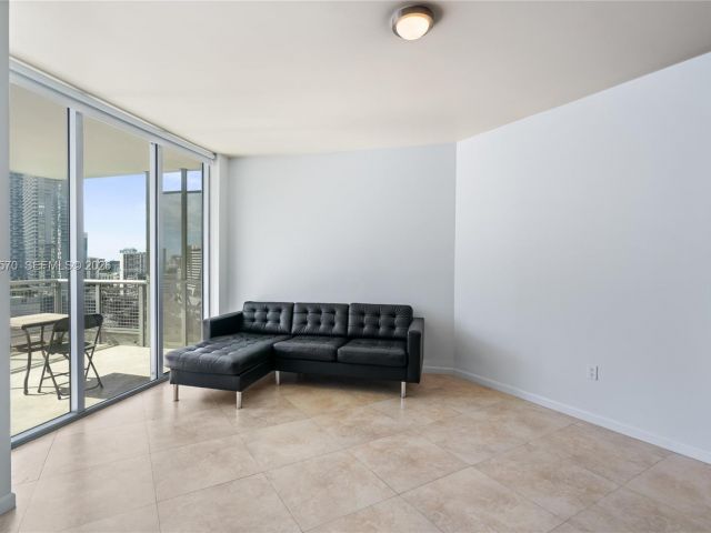 Apartment for rent  Unit #2210 - photo 7489392