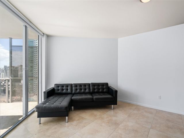 Apartment for rent  Unit #2210 - photo 7489396