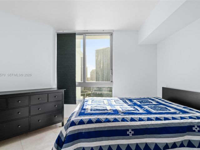 Apartment for rent  Unit #2210 - photo 7489401