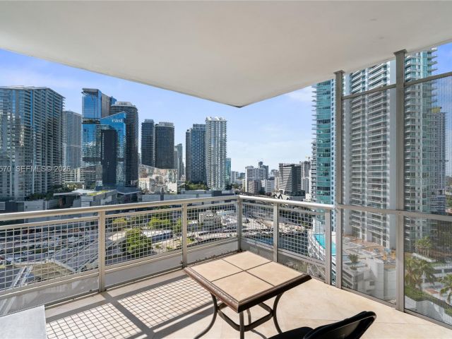 Apartment for rent  Unit #2210 - photo 7489405