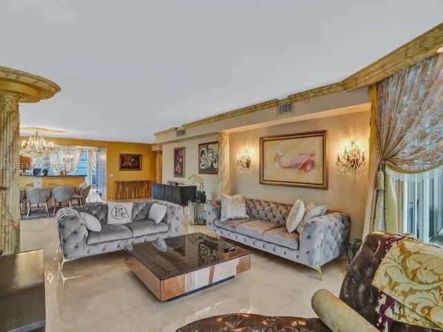 3-bedroom condo for sale in Sunny Isles Beach - 17555 Collins Ave 1701 - MondialRealty