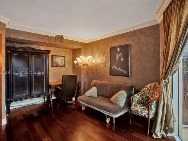 3-bedroom condo for sale in Sunny Isles Beach - 17555 Collins Ave 1701 - MondialRealty