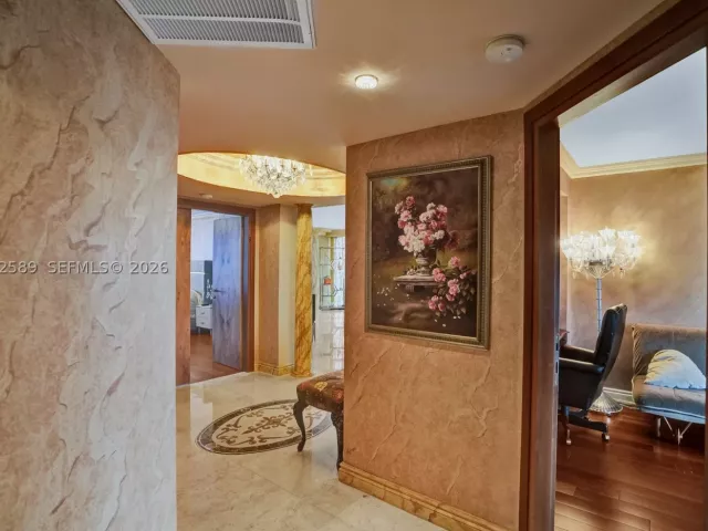 3-bedroom condo for sale in Sunny Isles Beach - 17555 Collins Ave 1701 - MondialRealty