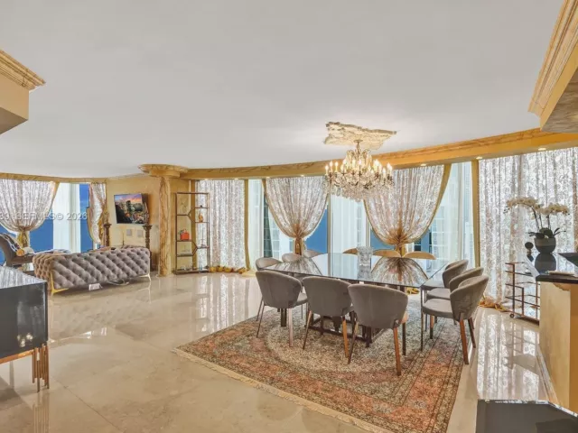 3-bedroom condo for sale in Sunny Isles Beach - 17555 Collins Ave 1701 - MondialRealty