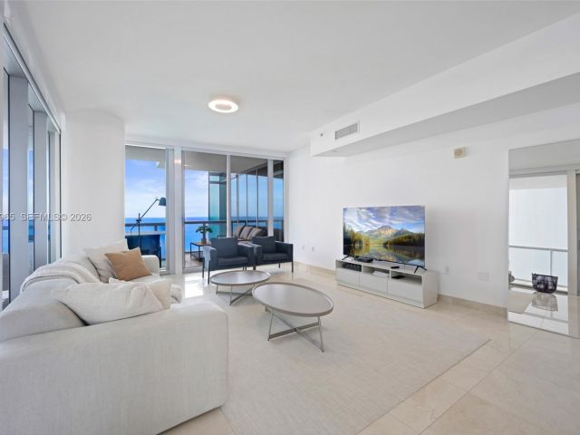 Apartment for sale  Unit #1508 - photo 7498700