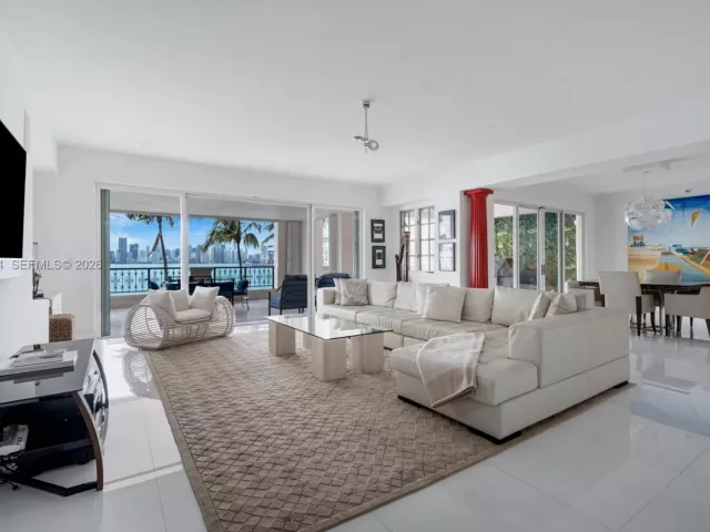4-bedroom condo for sale in Miami Beach - 5322 Fisher Island Dr 5322 - MondialRealty