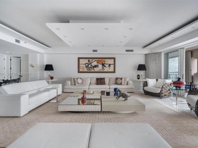 Apartment for sale  Unit #5322 - photo 7504811