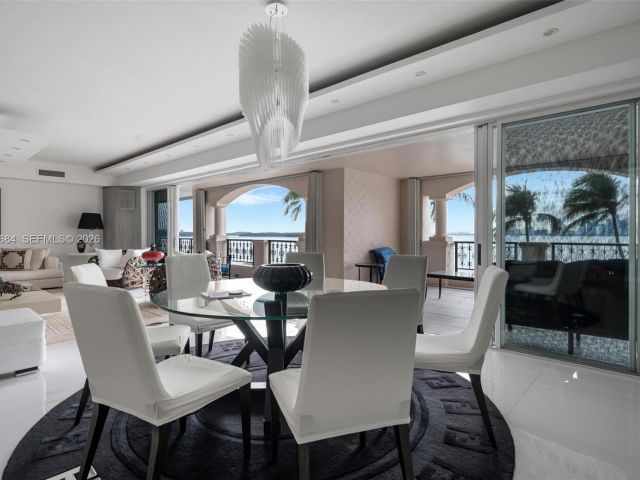 Apartment for sale  Unit #5322 - photo 7504813