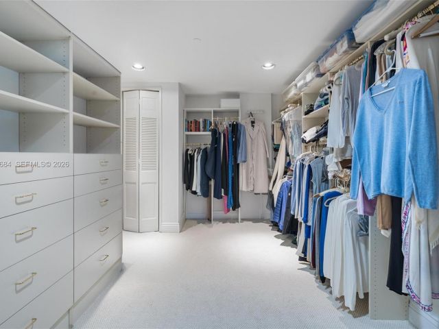 Apartment for sale  Unit #5322 - photo 7504823