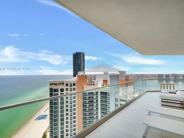 Apartment for rent  Unit #3304 - photo 7495807