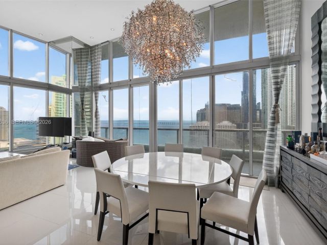 Apartment for sale  Unit #2201 - photo 7510908