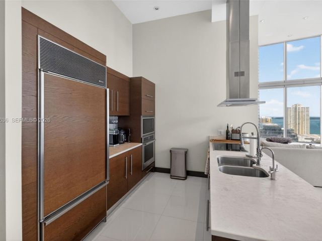 Apartment for sale  Unit #2201 - photo 7510915