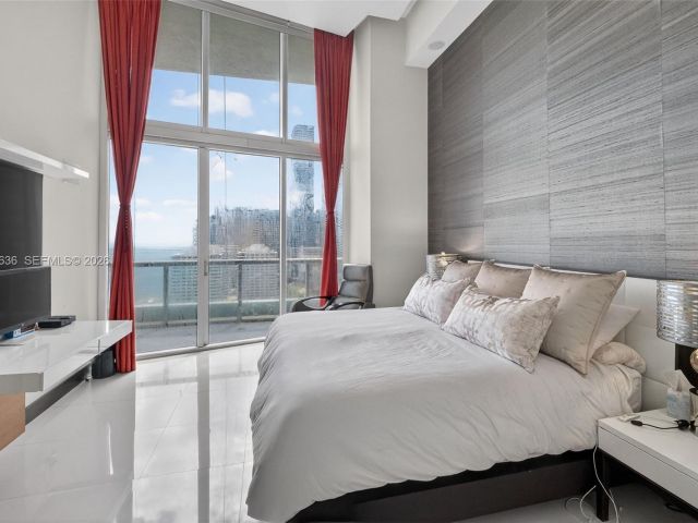 Apartment for sale  Unit #2201 - photo 7510917