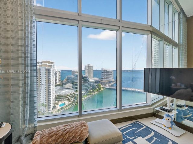 Apartment for sale  Unit #2201 - photo 7510919