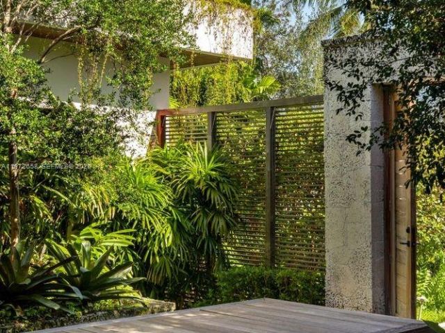 Home for sale at 6850 Sunrise Ct - photo 7471395