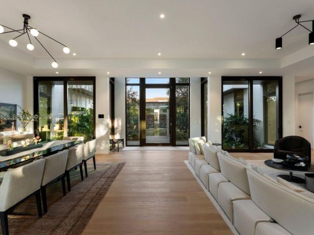 Home for sale at 6850 Sunrise Ct - photo 7471397