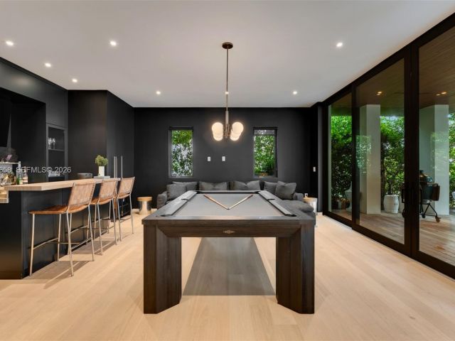 Home for sale at 6850 Sunrise Ct - photo 7471404