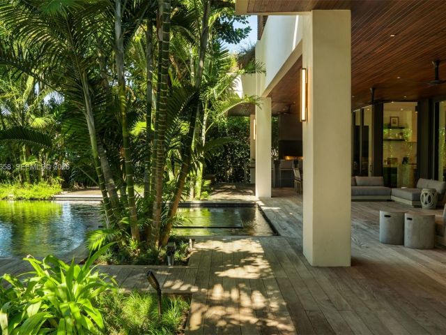 Home for sale at 6850 Sunrise Ct - photo 7471408