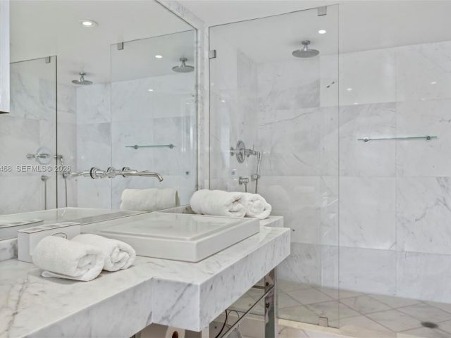 Apartment for rent  Unit #A-2740 - photo 7496214