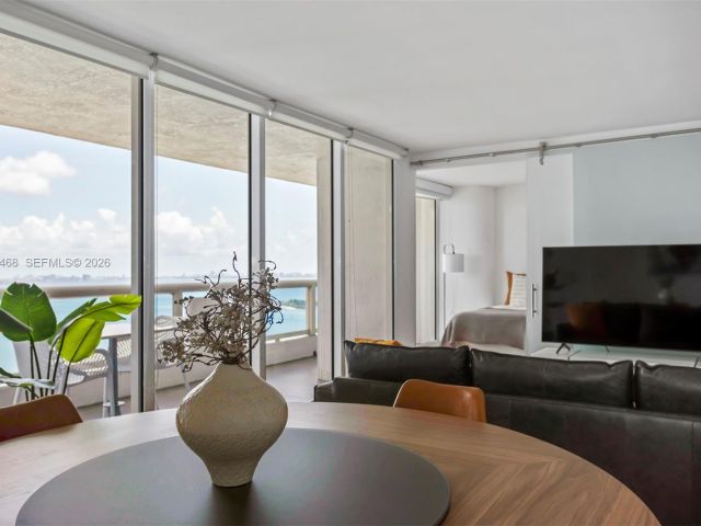 Apartment for rent  Unit #A-2740 - photo 7496232